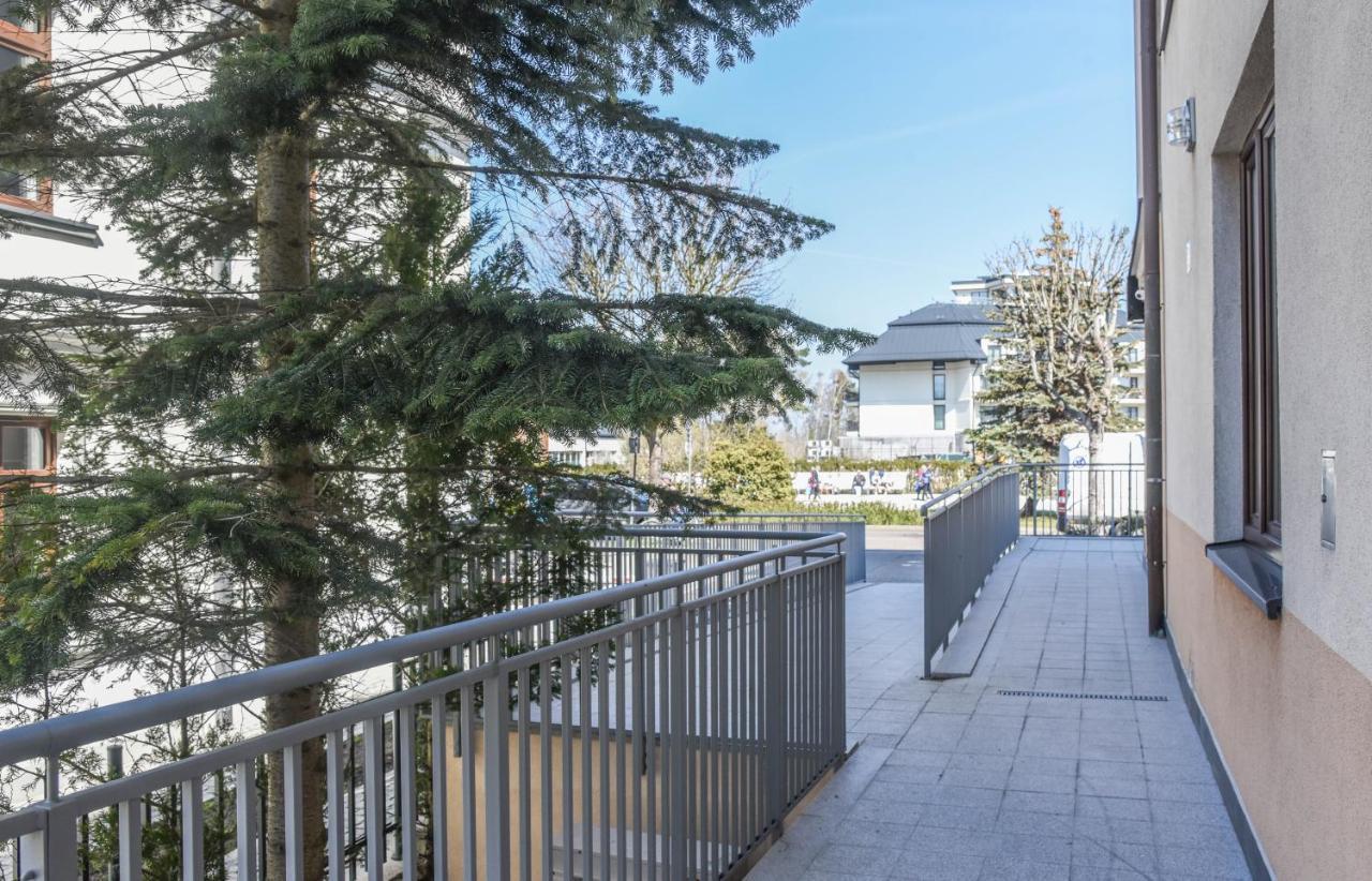 Apartamenty Bryza - Osiedle Zeromskiego 27 - Promenada Swinoujscie Dış mekan fotoğraf